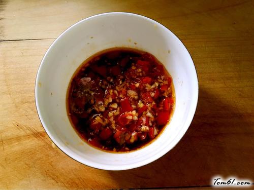 【剁椒拌藕片】