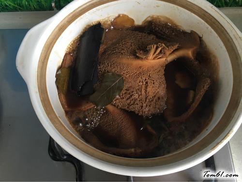 【卤牛肚】