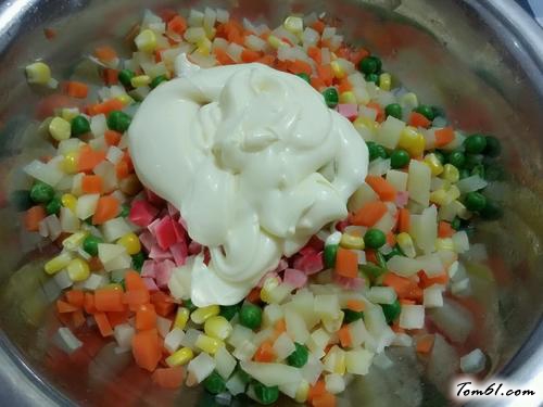 【土豆红肠沙拉】