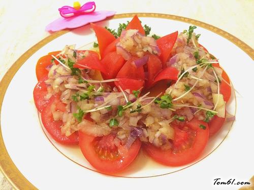 【西红柿洋葱沙拉】
