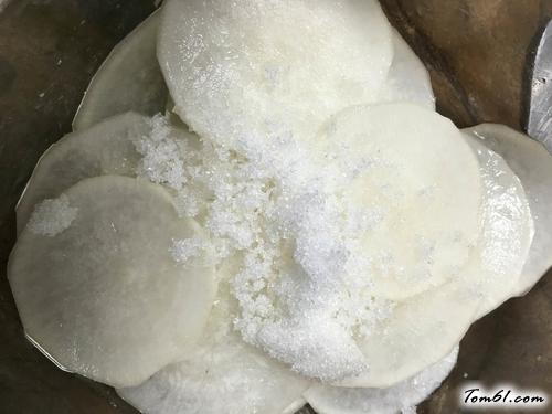 【酱香萝卜片】