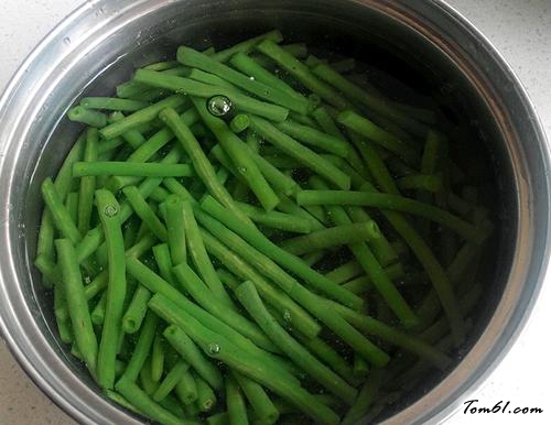 【蒜末豇豆】