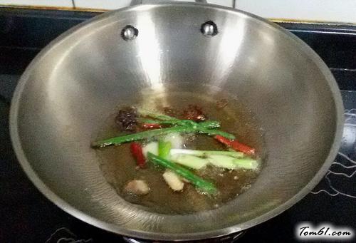 【香辣萝卜条】