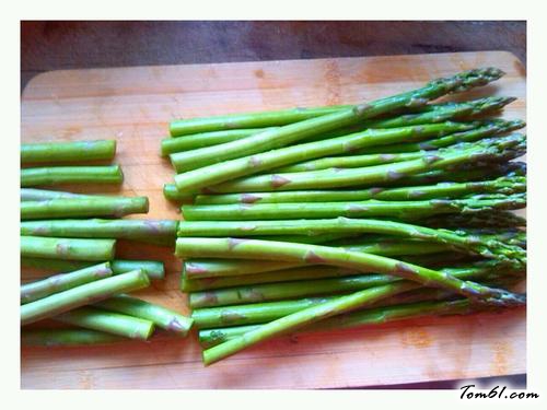 【蒜香芦笋】