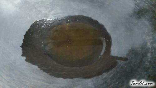 【双耳拌皮蛋】