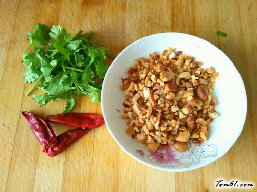 【凉拌绿豆芽】