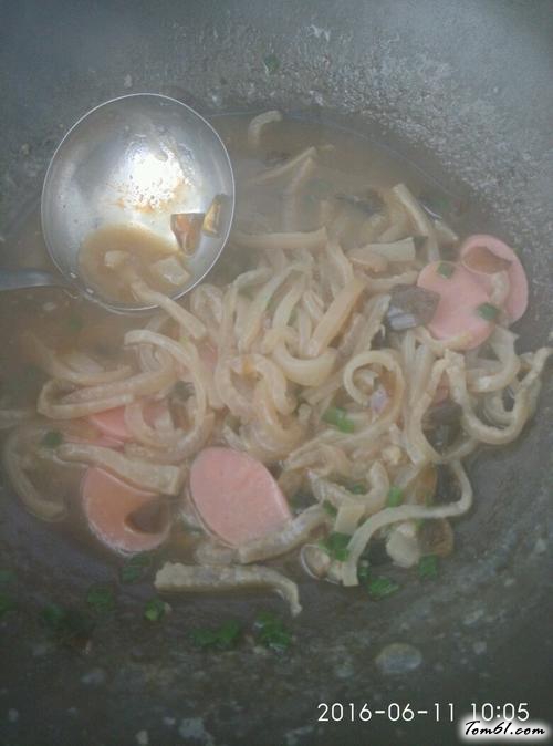 【鲤鱼猪皮冻】