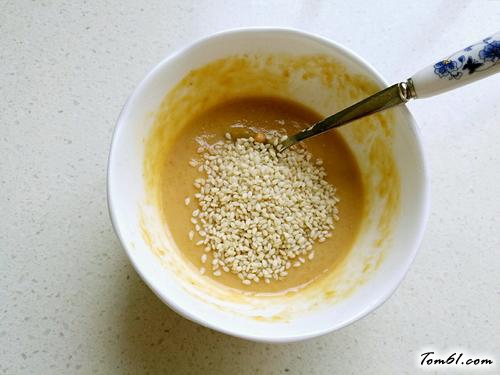 【麻酱拌生菜】