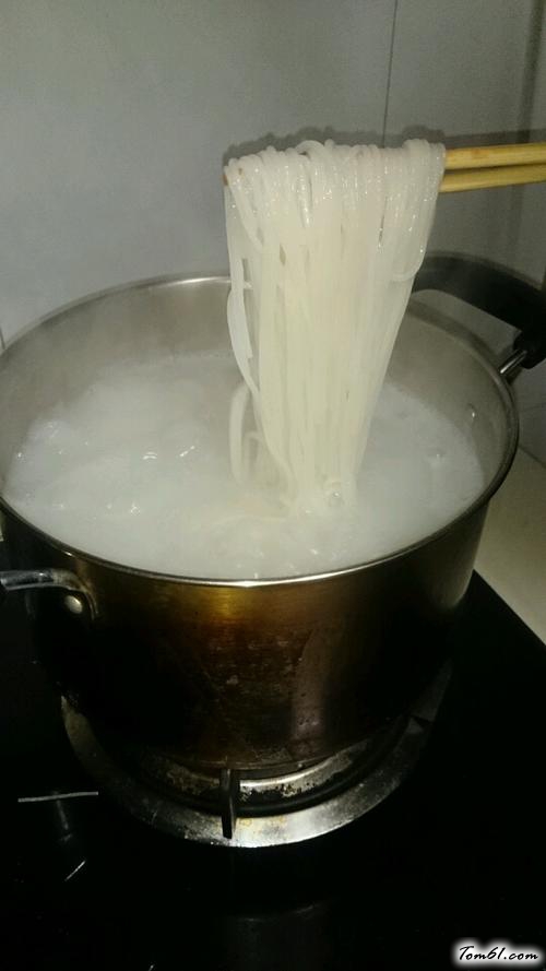 【干拌江西米粉】