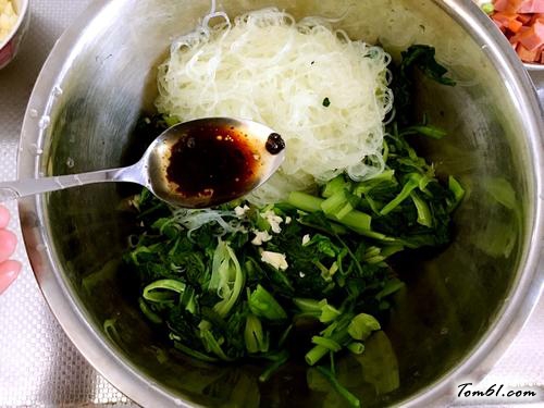 【椒油菠菜拌粉丝】