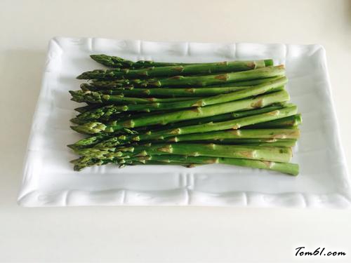 【油淋芦笋】