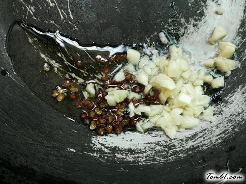 【凉拌金针菇】