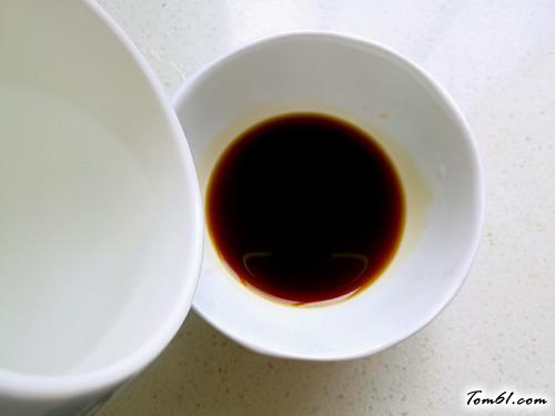 【麻酱拌生菜】