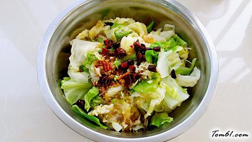 【凉拌手撕卷心菜】