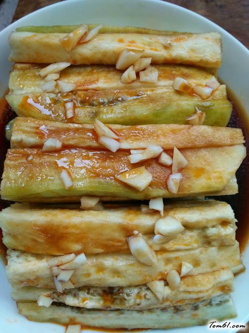 【油泼蒜泥茄条】