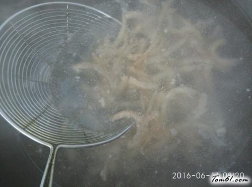 【鲤鱼猪皮冻】