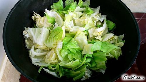 【凉拌手撕卷心菜】