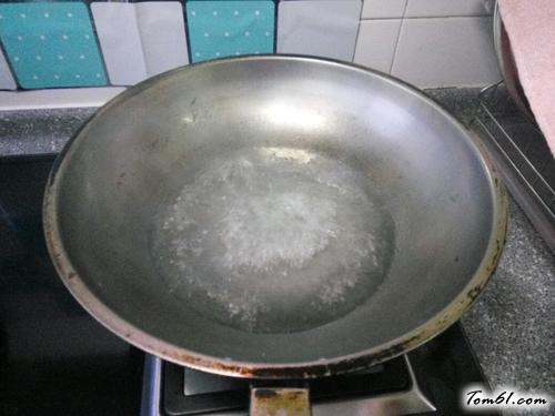 【蓑衣红萝卜】