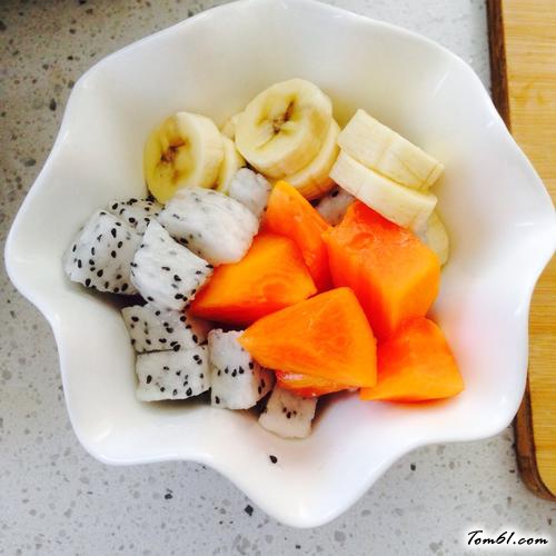 【玉米蔬菜水果什锦沙拉】