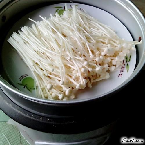 【凉拌金针菇】