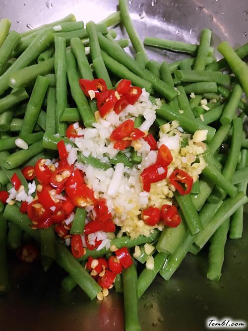 【凉拌酸辣豆角】