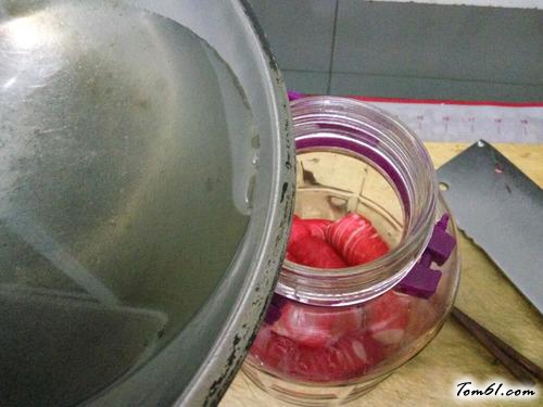 【蓑衣红萝卜】