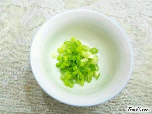 【凉拌香辣莲藕】