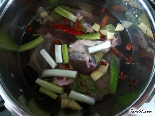 【凉拌五香牛肉】