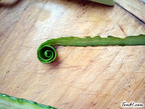 【凉拌花朵黄瓜】