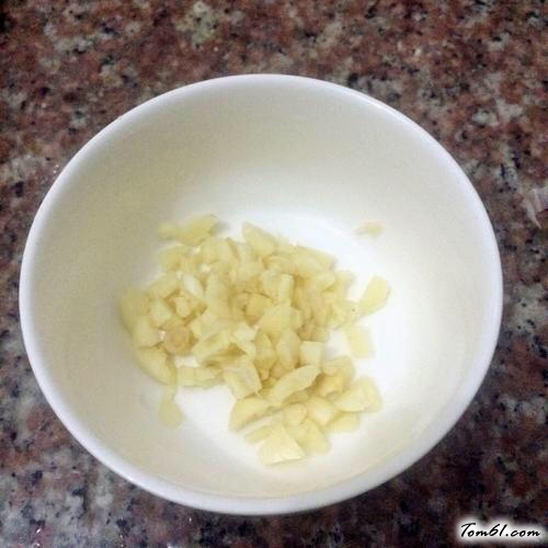 【凉拌金针菇】