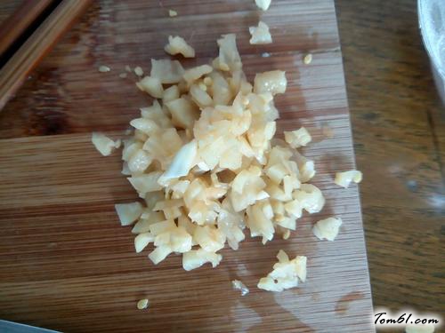 【皮蛋拌豆腐】