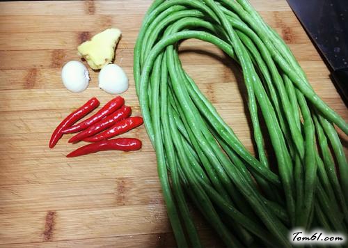 【凉拌酸辣豆角】