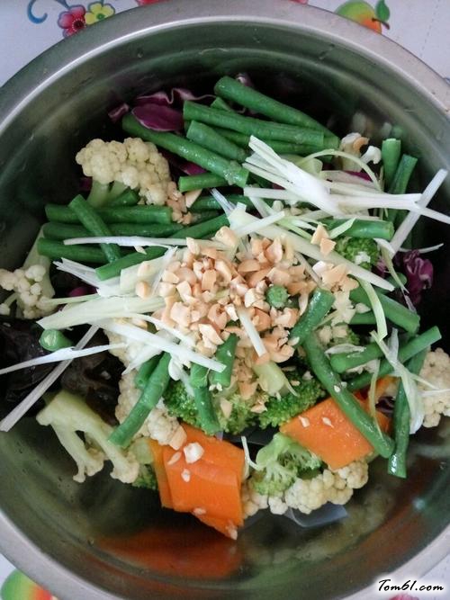 【香辣大拌菜】