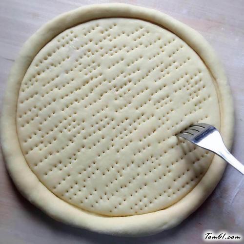 【番茄奶酪披萨】