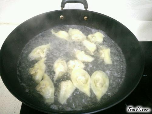 【木耳鲜肉馅馄饨】