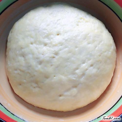 【番茄奶酪披萨】