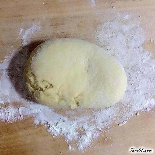 【番茄奶酪披萨】