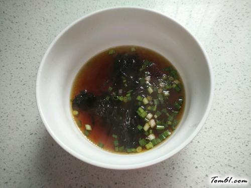 【木耳鲜肉馅馄饨】