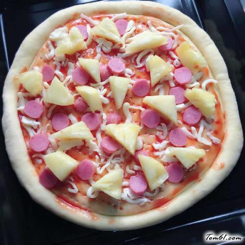 【番茄奶酪披萨】