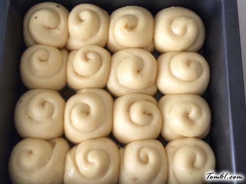 【蜂蜜小面包】