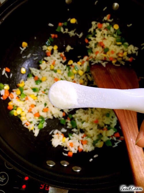 【简易蛋包饭】