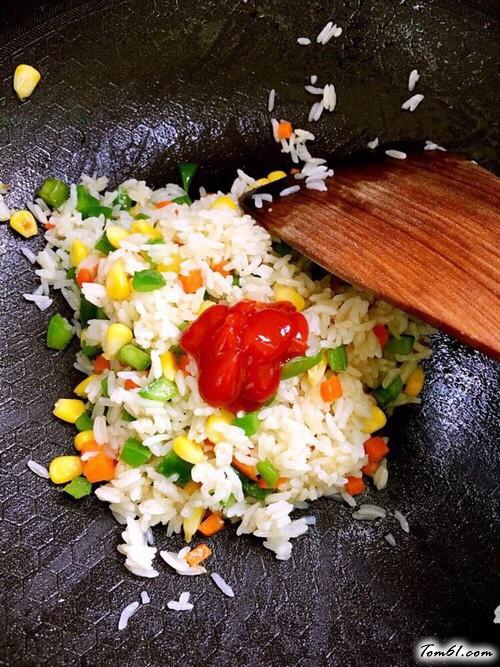 【简易蛋包饭】