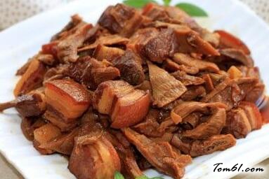 上海本帮菜的笋干红烧肉怎么做