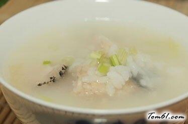 龙胆鱼粥的做法,简单好做的潮汕泡鱼粥