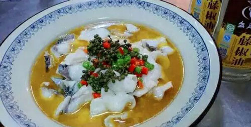 四川藤椒鱼的做法，酸香麻辣的藤椒鱼怎么做