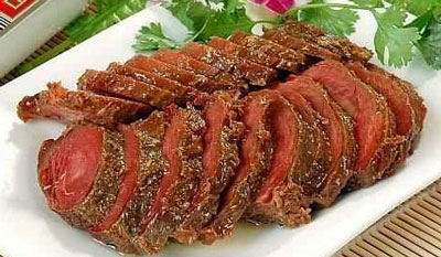 五香牛肉的卤水怎么做，有原料配比及做法步