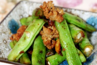 改良版干煸四季豆的做法