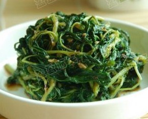潮汕的蒜香炒麻叶，送粥小菜