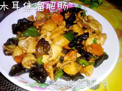 木耳焦溜肥肠，简单好吃的东北溜肥肠