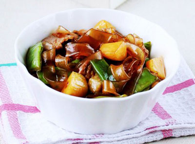 豆角土豆炖宽粉条，味道真是香极了